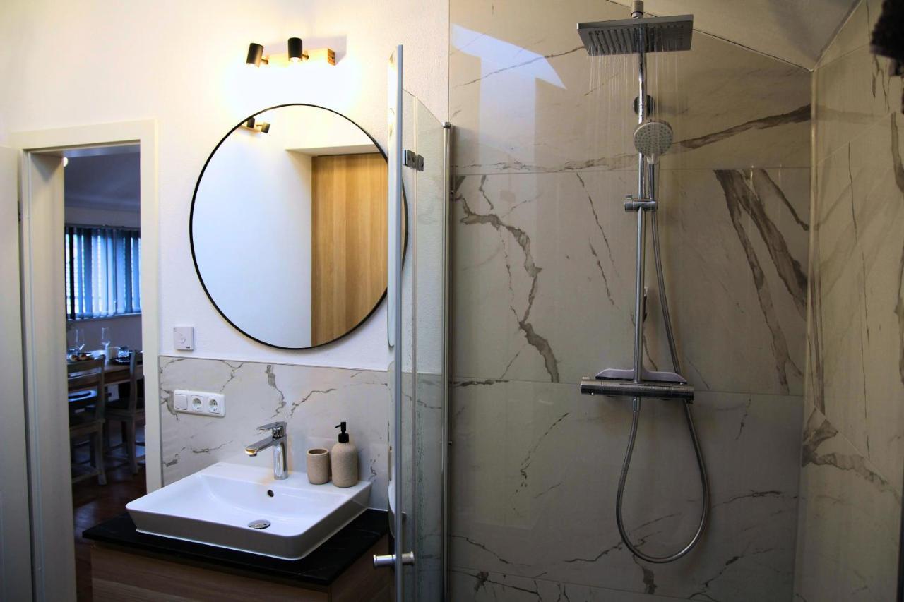 Chiemsee Apartments Altenmarkt an der Alz Rom bilde