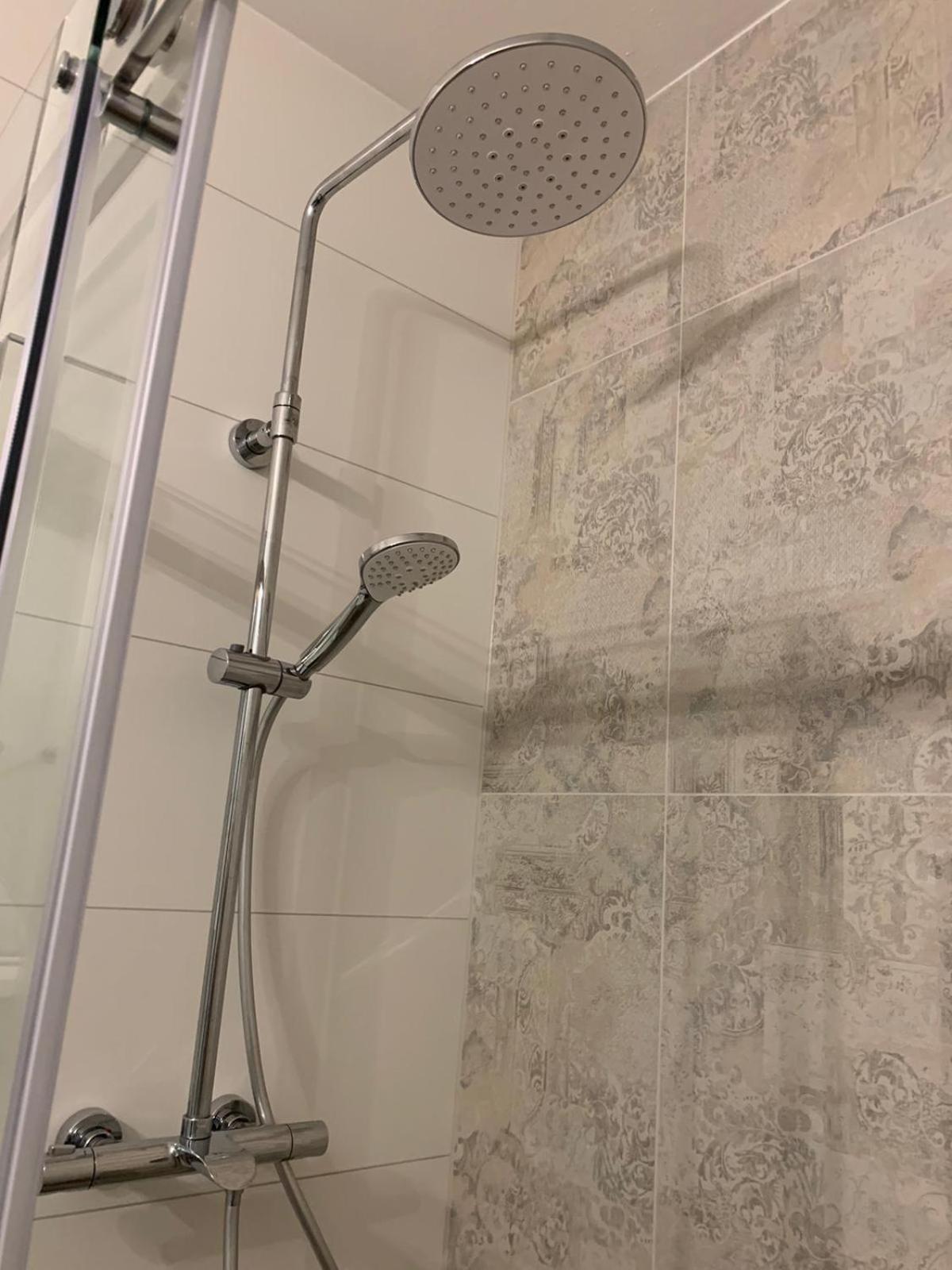 Chiemsee Apartments Altenmarkt an der Alz Rom bilde